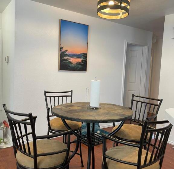 پانسیون Private Rooms Near I 30 Mesquite