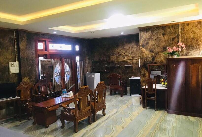 پانسیون Xaythone Guest House