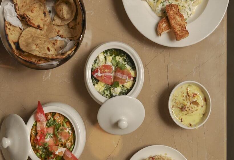 Sunday Hotel Vadodara