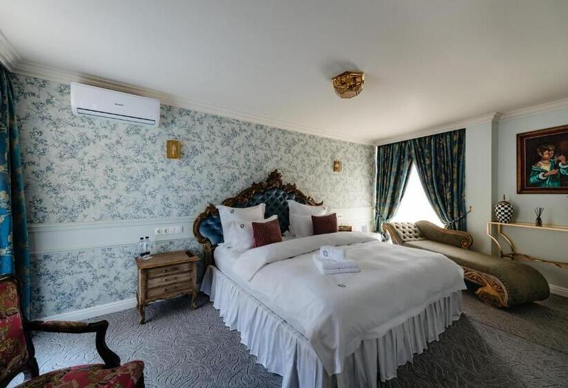 Ateneea Luxury Rooms