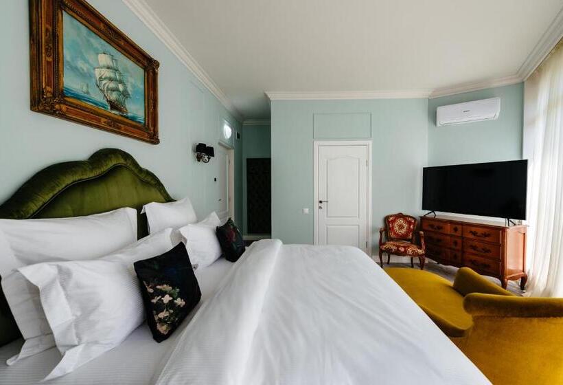 Ateneea Luxury Rooms