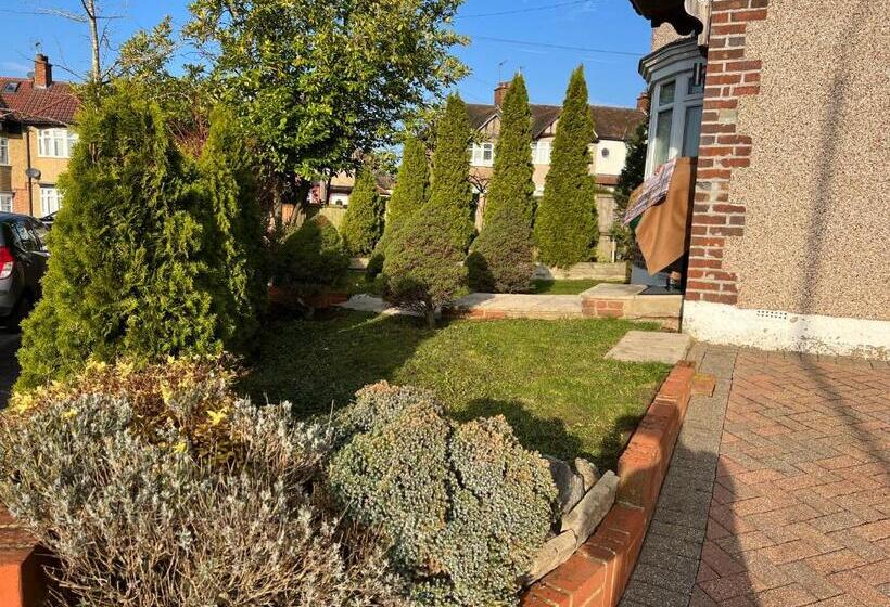Bed and Breakfast Tj Homes
