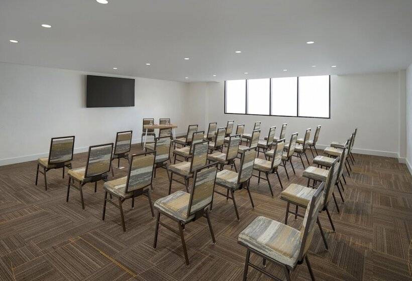 هتل Hilton Garden Inn La Romana