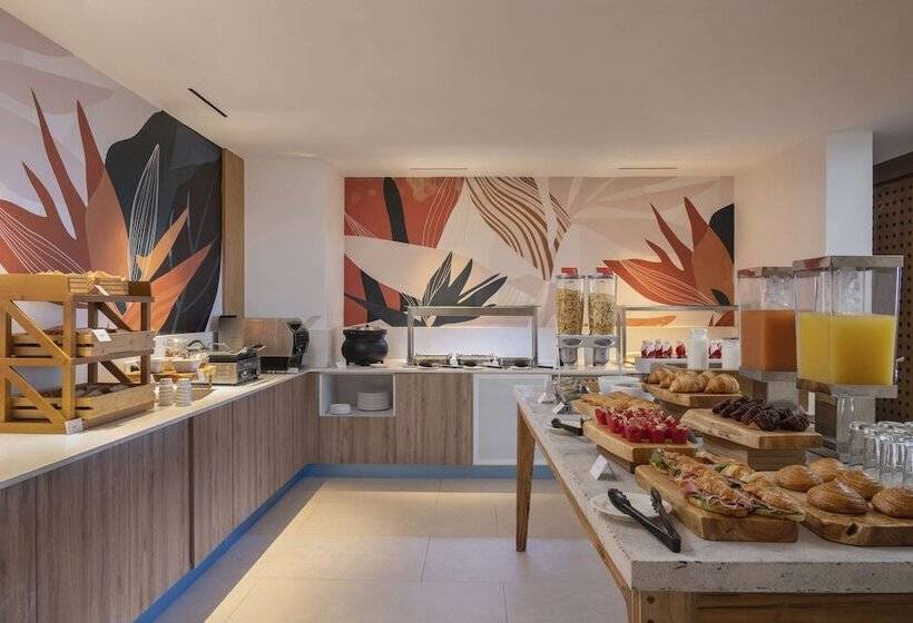 هتل Hilton Garden Inn La Romana
