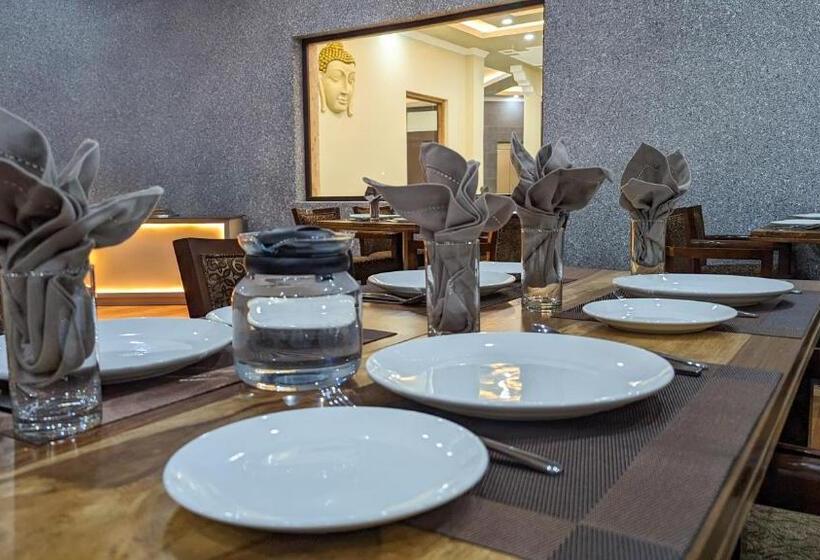 Отель Karma Residency