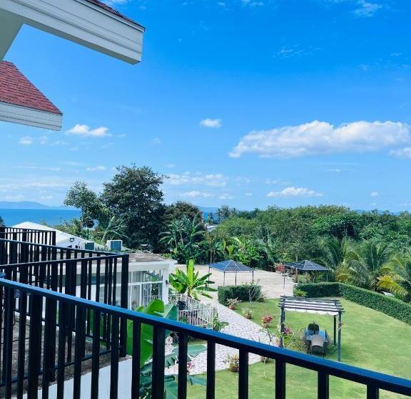 هتل White Seaview Residence