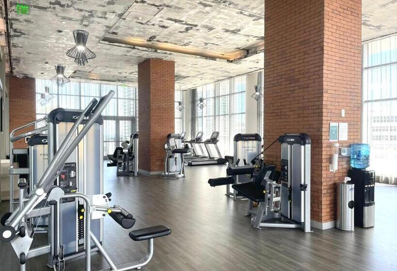 Hyde Beach House Lux Apartment