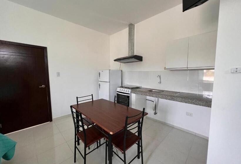 پانسیون Hosteria La Veleta, Playas