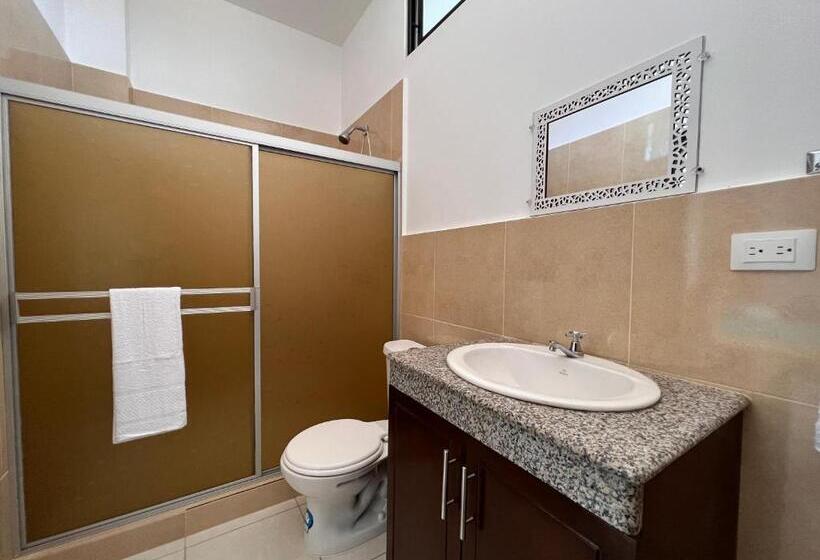 پانسیون Hosteria La Veleta, Playas