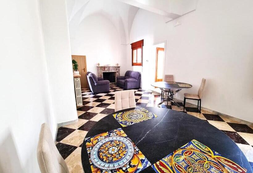 Templari Suite   B&b Mesagne