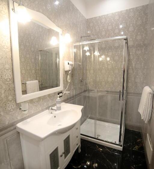 تختخواب و صبحانه My Luxury