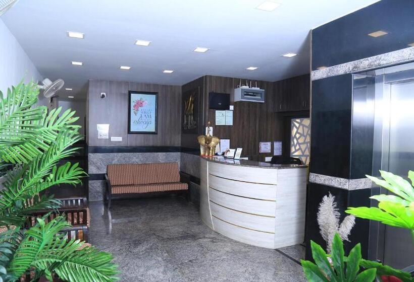 فندق Christian Guest House