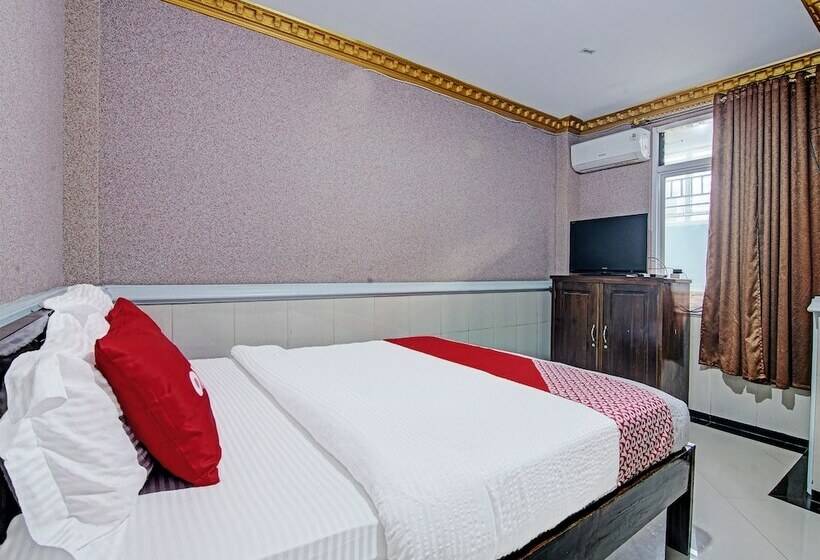 هتل O Fitriaendika Residence Near Pasar Raya Padang