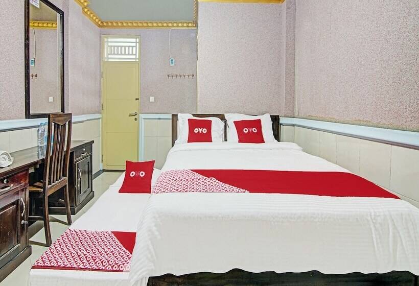 هتل O Fitriaendika Residence Near Pasar Raya Padang