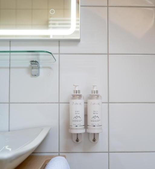 Pensão Chalet 4 Saisons Guesthouse