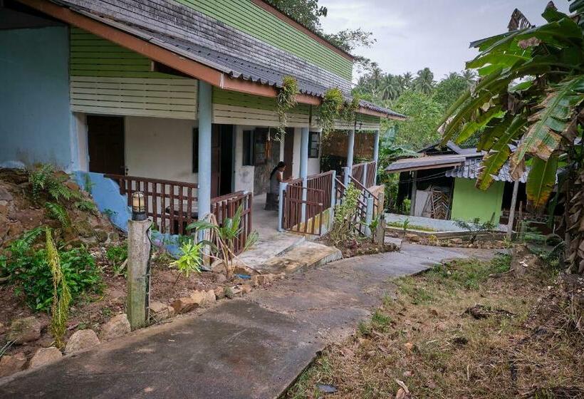 בית מלון כפרי Hill Station Hostel At Chor Chaba