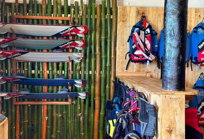 ホテル Kivuli Beach Resort Paje