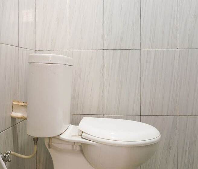 هتل Spot On 91970 Biru Homestay