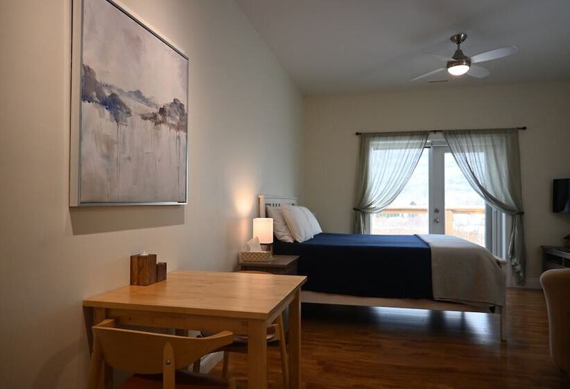 酒店 Tree To Me Inn