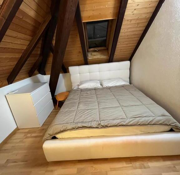 بنسيون 5 Private Rooms Station For Long Term