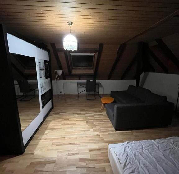 بنسيون 5 Private Rooms Station For Long Term