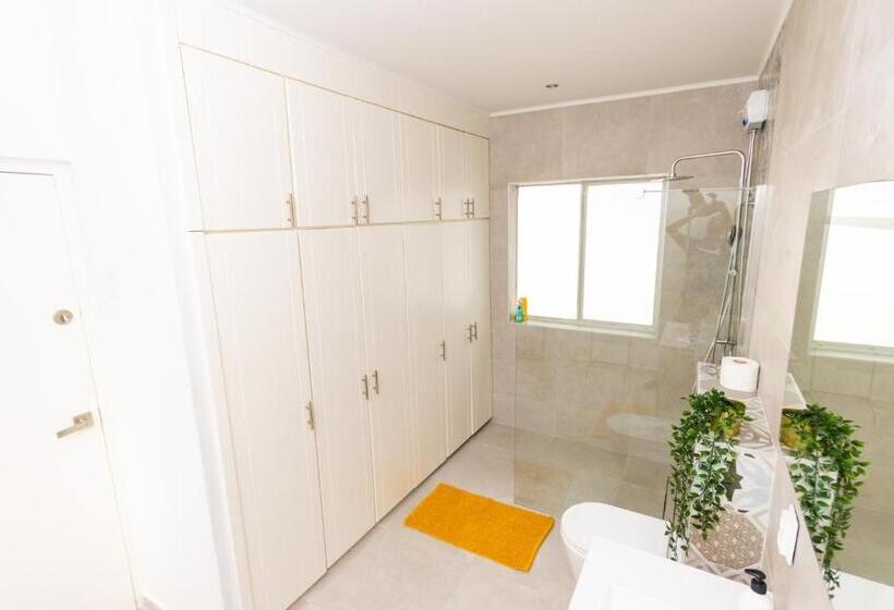 پانسیون Studio Apartment Volterra Curacao