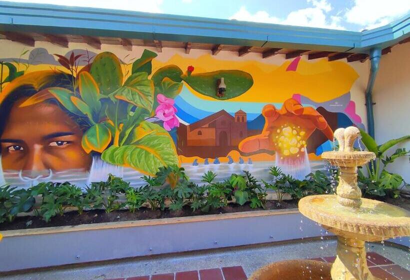 پانسیون Trip Monkey Girón