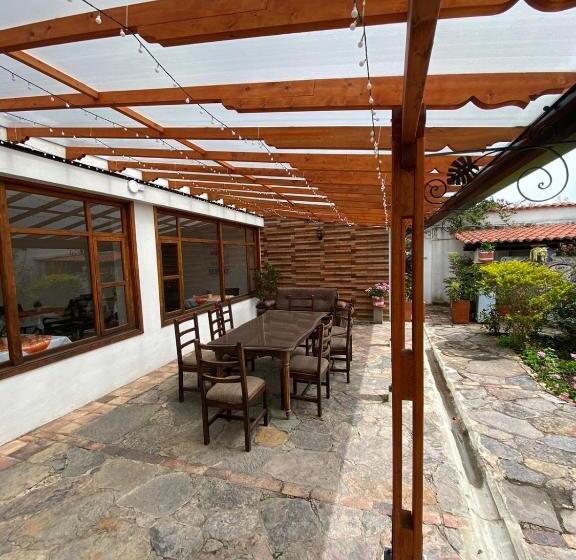 هتل San Gabriel Hospedería