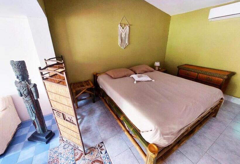 پانسیون Baan Sikhao Yanui