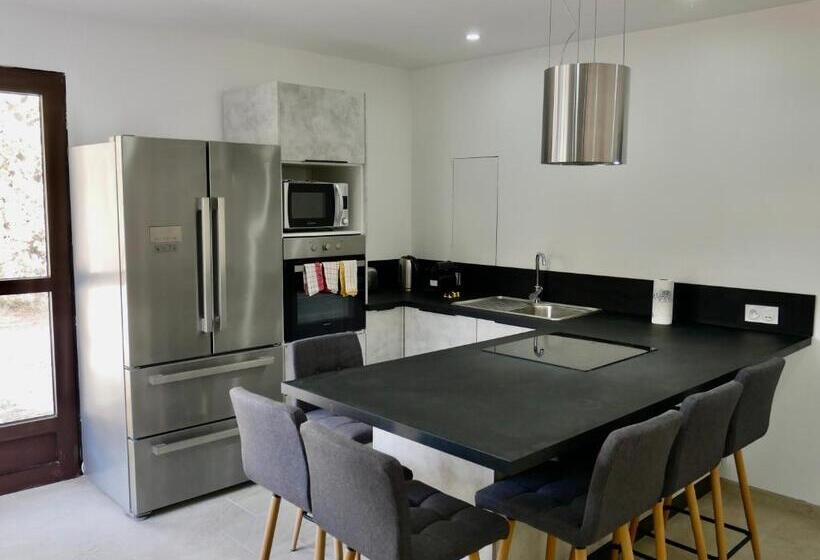 Пансион Port Miou  Coliving  Mas Des Sous Bois
