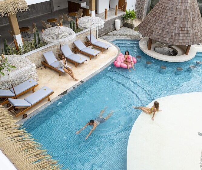 هاستل Roomates Surf Camp Canggu By Ini Vie Hospitality