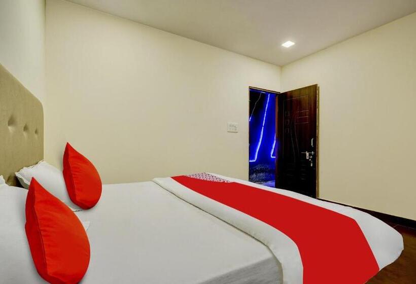 فندق Flagship The Chirag Resort
