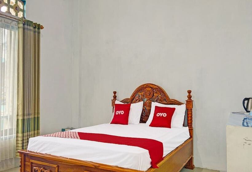 هتل Oyo 91927 Homestay Kebun