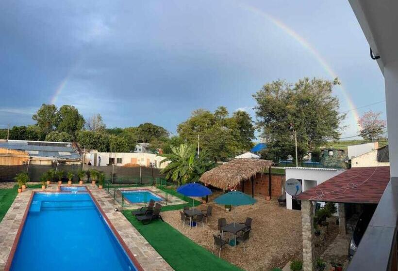 فندق Resort Arcoiris De Mi Llano