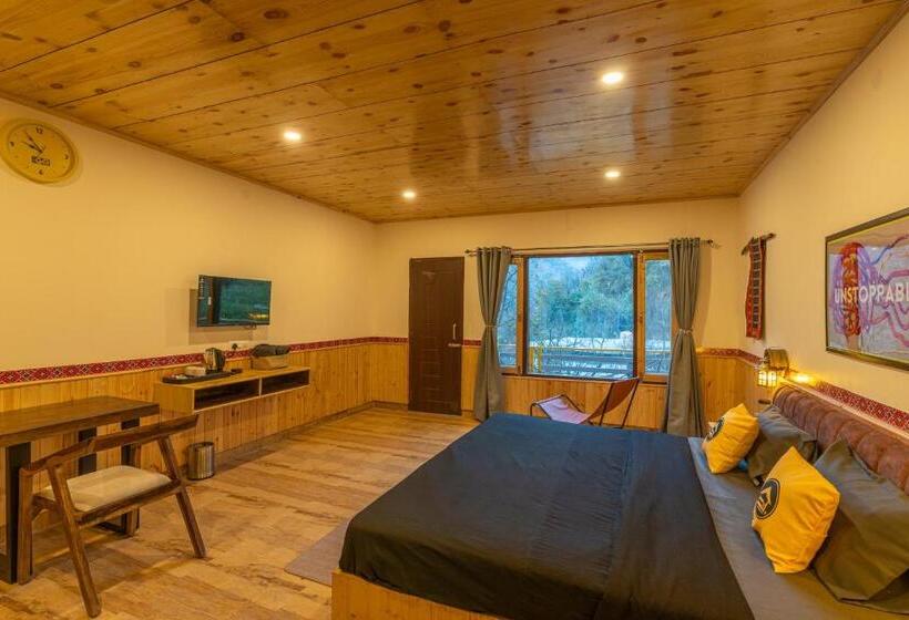 호텔 The Hosteller Tirthan Valley