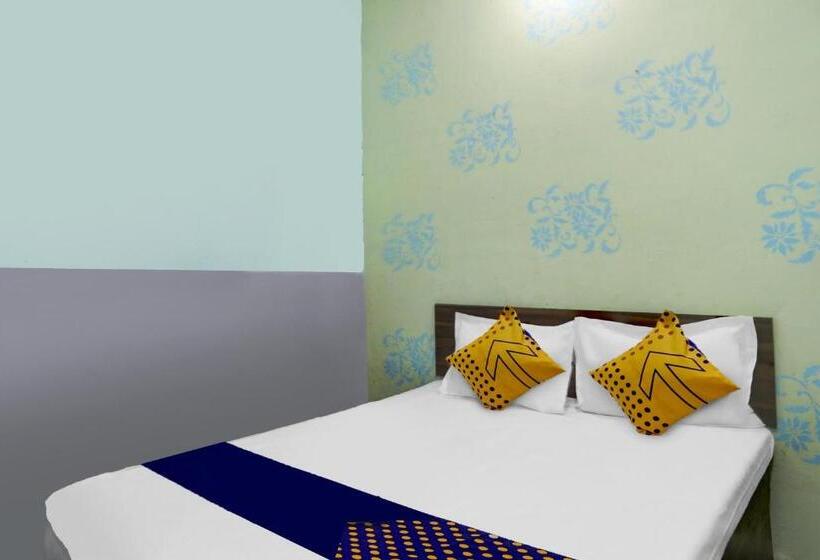 Spot On Hotel Royal Residency
