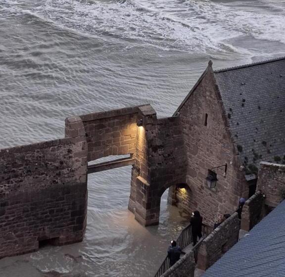 مبيت وإفطار Le Clos Saint Jean