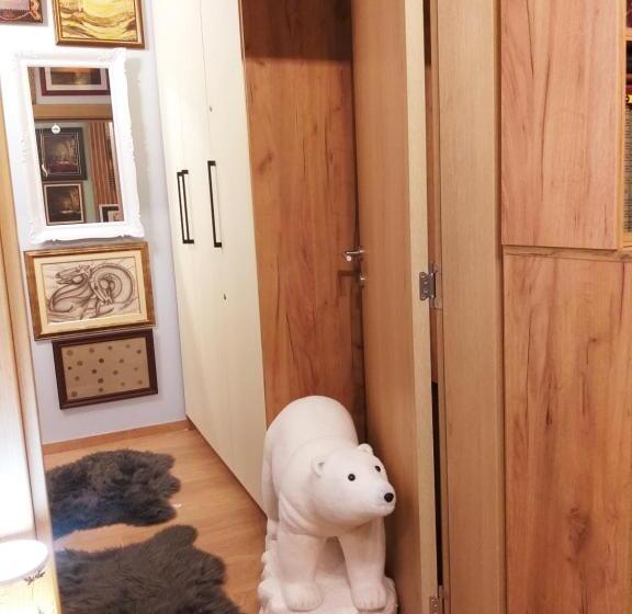 Dino Panorama Gallery And Library Zlatibor