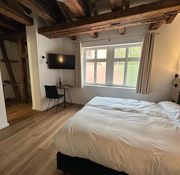 Hopfenhotel Am Adenauerufer