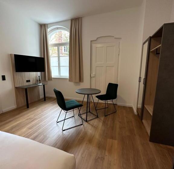 Hopfenhotel Am Adenauerufer