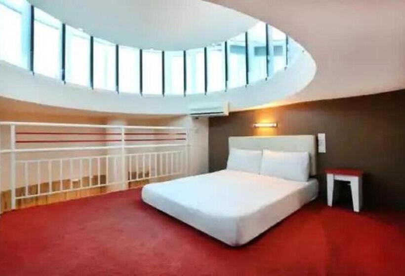 هتل Swing And Pillows At Pj Kd