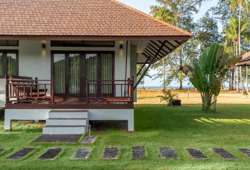 هتل Koh Chang Longstay Resort