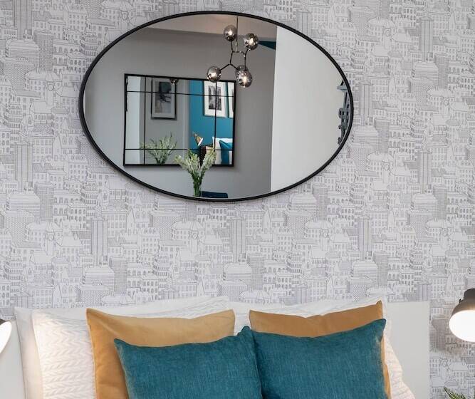 فندق Peter St   Downtown Suite With Balcony
