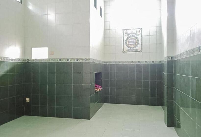 Reddoorz Syariah @ Hotel Sidomulyo Pacitan