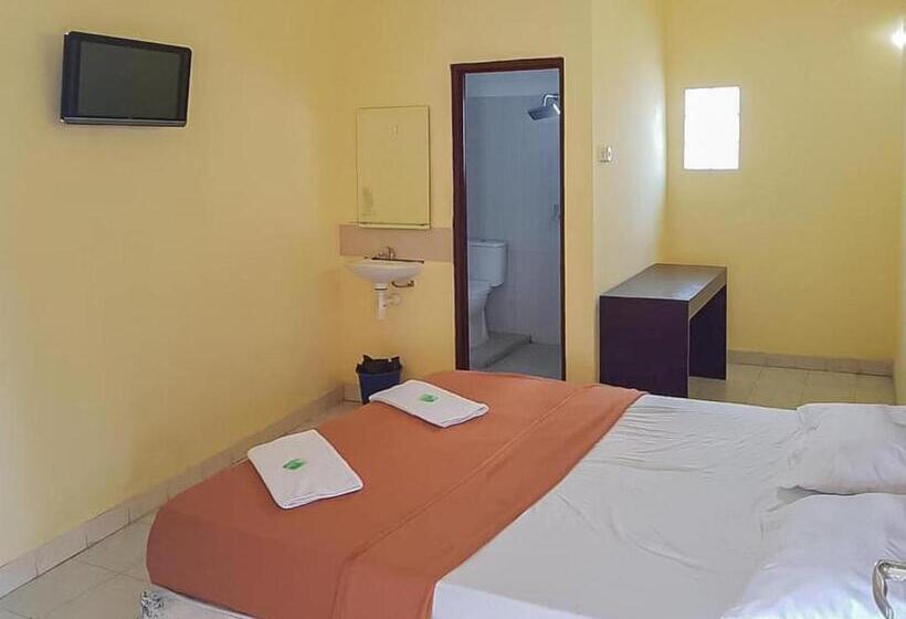 Reddoorz Syariah @ Hotel Sidomulyo Pacitan