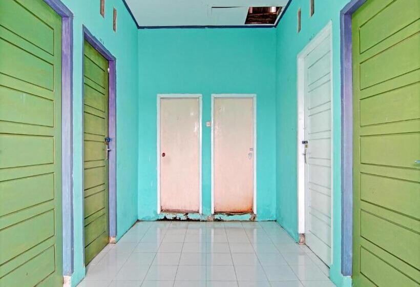 هتل Spot On 91918 Najla Guest House Syariah