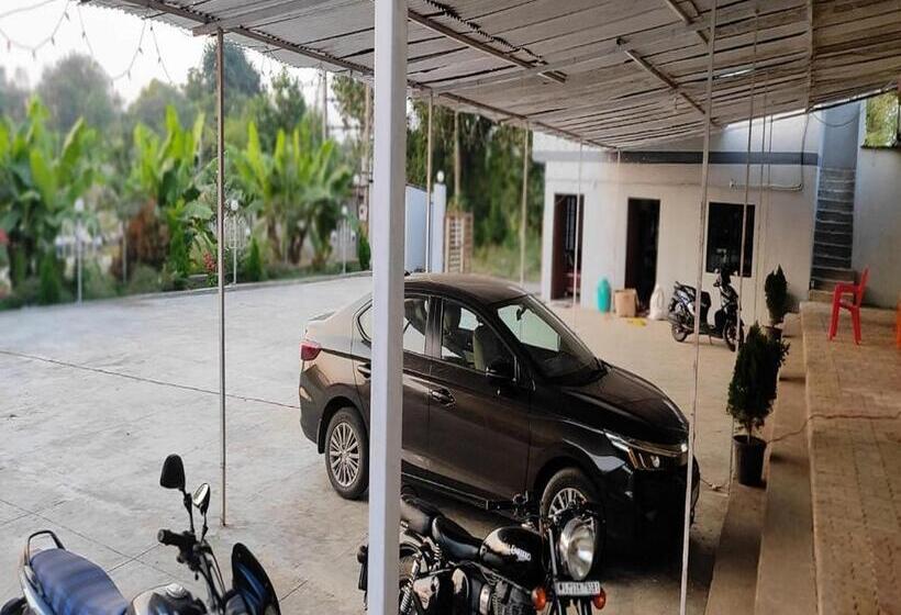 酒店 Vrundavan Resort, Narmada