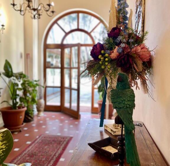 بنسيون Fantastic Garden   Firenze Nord