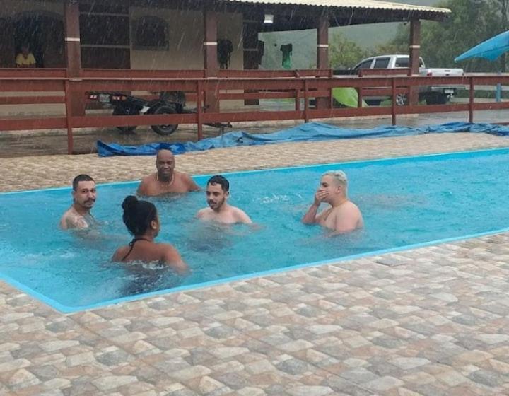 ペンション Pousada Recanto Feliz Carvalhos Mg