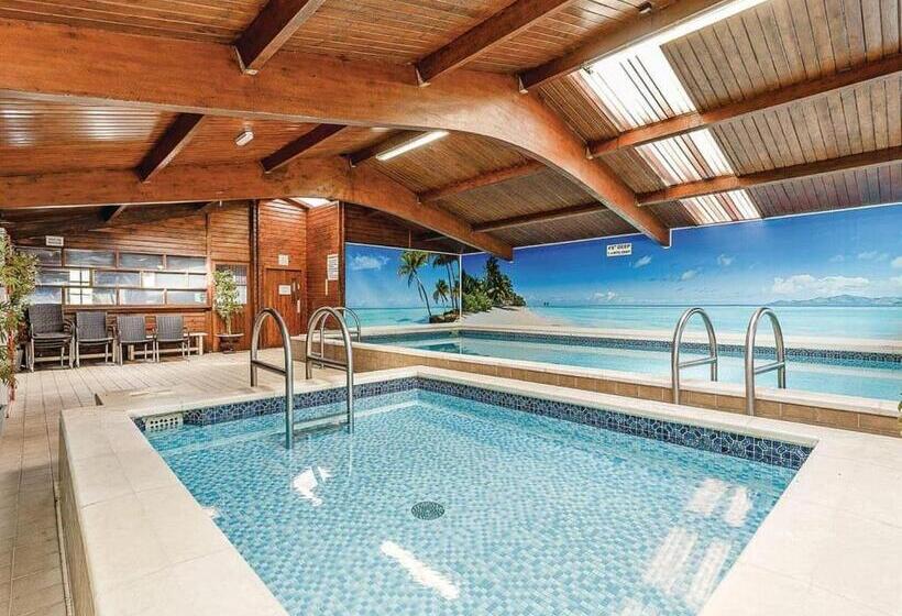 리조트 Bucklegrove Holiday Park